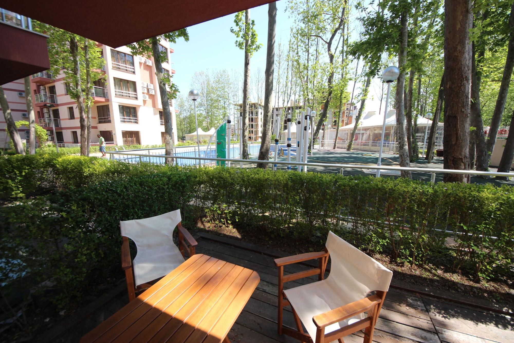Menada Tarsis Apartments Sunny Beach Exterior photo