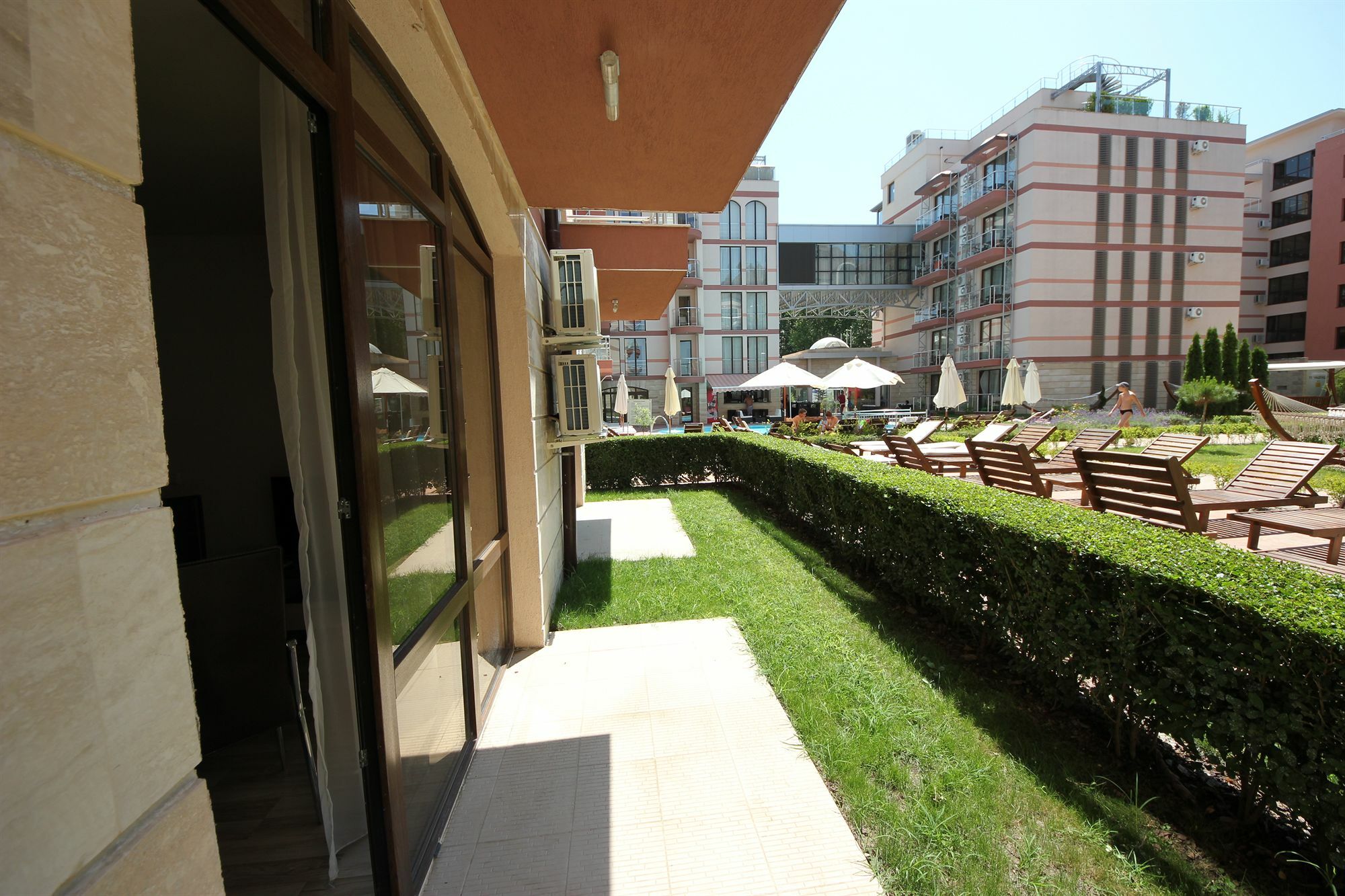 Menada Tarsis Apartments Sunny Beach Exterior photo